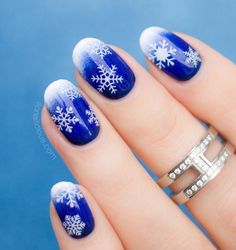 Dark Blue Nails With Snowflakes Christmas Snowflake Nails, Nails January, 2019 Nails, Snowflake Nail, Color For Nails, Snowflake Nail Art, Christmas Manicure