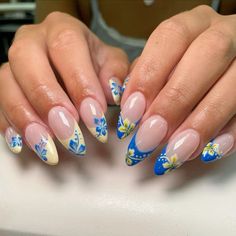 Short Almond Shape, Hawaii Nails, Hello Nails, Short Almond, Blue French, Almond Shape, Diy Nail Art