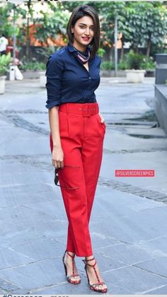 Dress Trending, Casual Work Outfits Women, Colour Combinations Fashion, Color Combos Outfit, Color Combinations For Clothes, Stylish Work Attire, Classy Work Outfits, Art Cute