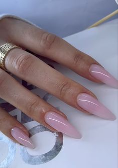 Gel X Nails Long Almond, Birthday Nails Classy Almond Pink, Pointed Almond Nails Long, Long Almondetto Nails, Almond Stilleto Nails Designs, Light Pink Almond Nails Long, Acrylic Nails Almond Pastel, Medium Long Almond Acrylic Nails, Pink Clear Almond Nails