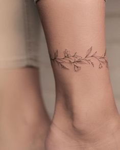 Wraparound Tattoo ankle Tattoo Ideas For Ankle, Wraparound Tattoo, Wrap Around Ankle Tattoos, Wrap Around Wrist Tattoos, Cute Ankle Tattoos, Wrap Around Tattoo, Wrap Tattoo