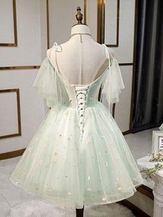 Simple Sweetheart Neck Tulle Short Prom Dresses, Puffy Green Homecoming Dresses Mint Green Homecoming Dresses, Homecoming Dresses Green, Cute Cocktail Dresses, Green Homecoming Dresses, Green Tulle, Tulle Homecoming Dress, Corset Dress Prom, Beaded Tulle, Burgundy Prom Dress