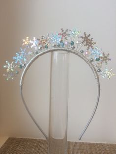 Snowflake Crown Diy, Festival 2024, Diy Crown, Crown Headband, Tiara, Diy And Crafts, Christmas Decorations