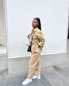 Street Wear Outfits Women, Short Evening Dresses Classy, Black Women Streetwear, Day Time Outfits, Casual Vacation Outfits, Neat Casual Outfits, Street Wear Outfits, Outing Outfit, Casual Street Wear