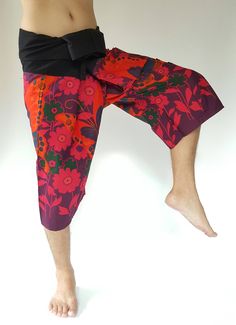 "2Tones Thai fisherman/Yoga Pants , workout pant - Free-size: Will fit men or woman - Condition: Brand new without tags. 100% Cotton - Made in Thailand Measurement Waist 56\" (71 cms) Length 42\" (107 cms) , Lower Leg 25\" (64 cms) Inseam 22\" (56 cms) These Unique Bags are handmade and dimensions may vary slightly. Washing machine or hand wash, hang to dry. ❤️ PAYMENT We accept payments via PayPal only. ❤️❤️ Delivery Time : USA only 2business days Canada: 2- 3 business days France: 2- 3 busines Cotton Bottoms With Built-in Shorts For Yoga, Casual Yoga Pants For Pilates, Red Yoga Pants For Summer, Yoga Capri Pants With Pockets, Summer Yoga Pants Capri Length, Summer Yoga Capri Length Pants, Summer Yoga Capris With Pockets, Casual Summer Bottoms For Pilates, Samurai Pants