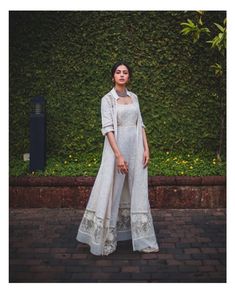 Indowestern Outfits, Gang Leader, Western Dresses For Women, Trendy Outfits Indian, Rakul Preet Singh, Rakul Preet, Casual Indian Fashion, Salwar Kamiz, Indian Dresses Traditional