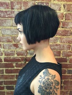 Super Short Bob, Super Short Bobs, Bob Pendek, Black Bob Hairstyles, Short Black Hair, Short Bobs, Haircuts Ideas, Stylish Short Haircuts, Black Bob