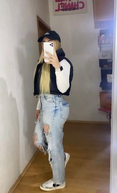 Fashion Hacks Clothes, Crochet Crop Top, Colourful Outfits, Outfits Casuales, Jean Outfits, Winter Outfits, Fashion Inspo, Girl Outfits