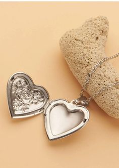 Color:Silver Gender:Women Material:Stainless Steel Quantity:1 piece Style:Fashionable Details:Flowers, Heart Type:Pendant Necklaces Perfume Bottle Tattoo, Heart Type, Bottle Tattoo, Heart Locket, Heart Pendant Necklace, Locket, Heart Pendant, 1 Piece, Perfume Bottles