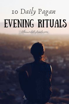 10 SIMPLE Daily Evening Rituals for Witches and Pagans Pagan Morning Routine, Witchy Daily Rituals, Daily Witch Routine, Small Altar Ideas Witch, Crone Aesthetic, Witch Ceremony, Witchcraft Intention, Holistic Witch, Norse Pagan Altar