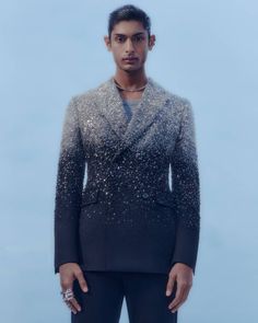 Rain Embroidery, Seal Embroidery, Menswear Lookbook, Fashion Models Men, Men's Tuxedo, High Fashion Men, Collection Ideas, Alexander Mcqueen Fashion