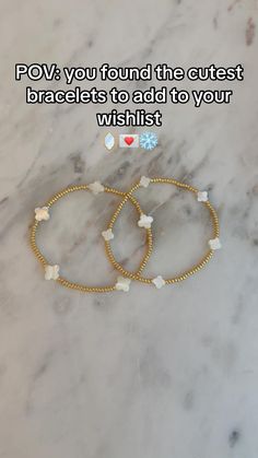 gold bracelet stack, clover, pearl, stacking bracelet, clean girl, vanilla girl, aesthetic, trendy, winter, christmas, van cleef Gold Bracelet Stack, Vanilla Girl Aesthetic, Clover Bracelet, Classy And Elegant, Vanilla Girl, Trendy Winter, Moon Jewelry, Cute Bracelets, Clean Girl