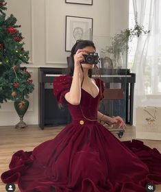 Dark Christmas Dress, Dark Red Dress With Sleeves, Dark Red Gown Elegant, Burgundy Christmas Dress, Red Christmas Dress Aesthetic, Deep Red Ball Gown, Red Bridgerton Dress, Red Ballgown Aesthetic, Red Gowns Elegant Royal