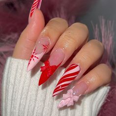 Christmas nails,winter nails, stiletto nails, medium length nails,red nails, pretty nails,nail art,nail ideas,nail designs Acrylic Nail Designs Coffin, Candy Cane Nails, Red Christmas Nails, Holiday Nail Designs, Pinterest App, Nail Beauty