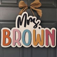 CleveFit Personalized Teacher Name Door Sign, Welcome Sign Wooden Hanging Plaque, Classroom Door Sign, Door Signs For Teachers, Teacher Appreciation Gifts, Personalized Teacher Gifts DT01 Wooden Door Signs, Teacher Signs