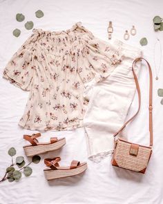 Neutral but feminine and casual summer outfit with a cream floral off the shoulder top, white wide leg jeans, cognac espadrilles and a cognac straw bag. cream summer outfit | ivory summer outfit | straw crossbody bag | feminine summer outfit | girly summer outfit | neutral summer outfit | flat lay | outfit flat lay Beige Summer Outfit, Outfit Flat Lay, Neutral Summer Outfits, Feminine Summer Outfits, Flat Lay Outfit, White Wide Leg Jeans, Straw Crossbody Bag, Feminine Summer, Summertime Outfits