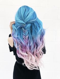 Dye Hairstyles, Blue And Pink Hair, Funky Hair, Colourful Hair, Hair Color Pastel, Beautiful Hair Color, Dye Colors, Super Hair, Fantasy Hair