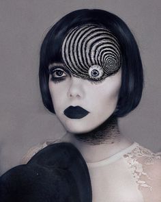 Junji Ito Makeup, Makeup Horor, Halloween Makeup Blood, Strange Makeup, Makeup Names, Creepy Halloween Makeup, Horror Costume, Horror Makeup, Beauty Hairstyles