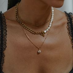 The Sabina Satellite Necklace is a classic staple and must have. This satellite chain necklace is perfectly textured with beads all around. It is the most ideal piece to add a touch to any outfit and perfect to wear if you are going to workout. Simply wear a 14'', as snug as you can, and you will be able to lift and do burpees without interference...this babe is waterproof and sweat resistant! Available in multiples lengths. Details Waterproof & Sweat Resistant Chain Material: Stainless Steel di Shine Jewelry, Freshwater Pearl Jewelry, Beaded Choker Necklace, Silver Chain Necklace, Beaded Choker, Gold Plated Jewelry, Jewelry Plate, Layered Necklaces, Pearl Jewelry