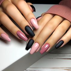 Short Coffin Gel Nail Designs, Colored Tip Acrylic Nails, Black Matte Nails Halloween, Black And Mauve Nails, Short Matte Acrylic Nails, Dark Hot Pink Nails, Aesthetic Nails Dark, Dark Romance Nails, Pink White And Black Nails