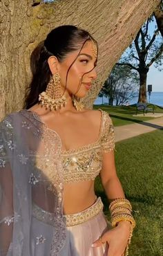 Fun Wedding Trends, Indian Fits, Desi Jewelry, Pakistani Beauty, Desi Fits, Cinderella Dress, Fashion Show Dresses, Indian Sari Dress