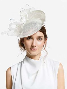 Hats For Mother Of The Bride, Elegant Mother Of The Bride Fascinator, Summer Wedding Fascinator With Structured Crown, Mother Of The Bride Royal Ascot Curved Brim Fascinator, Pale Dress, Spring Wedding Flower-shaped Fascinator, Adjustable Hat-shaped Wedding Fascinator, Occasion Hats