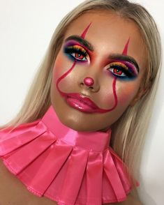 Glam Clown, Diamond Highlighter, Superstay Foundation, Halloween Makeup Artist, Girl Halloween Makeup, Maybelline Superstay Foundation, Clear Lipgloss, Halloween Makeup Clown, Red Contacts