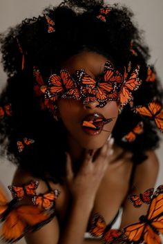 photography Rebirth Photoshoot Ideas, Afro Photoshoot Black Women, Cool Photoshoot Ideas Creative Portrait Photography, Female Silhouette Photography, Beauty Shots Photography, Shadow Play Photography, African Photoshoot Ideas, Butterflies Photoshoot, Soda Photoshoot