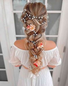 44 Gorgeous Wedding Hairstyles for Long Hair for 2024 Wedding Hair For Blondes Brides, Wedding Hair Color Ideas Brides, Wedding Hairstyles For Extra Long Hair, Bride Hair Long, Bridal Braids For Long Hair, Bridal Hair Long, Whimsical Wedding Hair, Beach Wedding Hairstyles, Bridal Braid