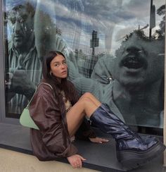 Estilo Madison Beer, Leather Jacket Outfits, Fall Fits, Foto Inspiration, Brown Leather Jacket, Insta Photo Ideas