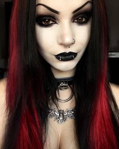 Model @meganmayhem_  Want to be featured on our page? DM us for more info. Cemetry Gates, Darya Goncharova, Maquillage Goth, Glamour Models, Dark Punk, Gothic Hairstyles, Goth Model, Colors Hair, Vampire Girls