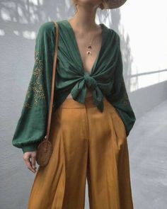 Classy Vintage Outfits, Summer Jam, Mode Hippie, Chique Outfits, Chic Shirts, Dresses Boho, City Outfits, Boho Dresses, Neue Outfits