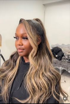 Black Women Blonde Balayage, Blonde Balayage Wig Black Women, Ash Blonde Sew In, Ombre Blonde Hair Black Women, Side Part Balayage, Sandy Blonde Hair On Black Women, Blonde Balayage On Black Women, Ash Blonde Black Women, Blonde Balayage Black Women