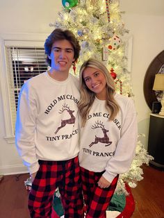 Matching Couples Christmas Pajamas, Matching Pjs For Couples Christmas, Couple Matching Christmas Pajamas, Matching Pajamas For Couples Christmas, Christmas Night Outfit, Couple Christmas Pajamas