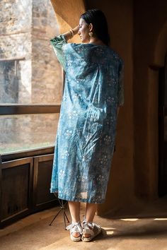 Blue cotton gathered yoke dress with batik print and thread embroidery. Comes along coordinating inner. - Aza Fashions Summer Shirt Dress, Yoke Dress, Shirt Jacket Men, Shirt Dress Summer, Drape Saree, Blue Embroidery, Batik Prints, Dress Suits, Embroidery Details