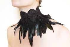 Feather Collar, Black Lace Choker, Fancy Dress Outfits, Simple Black Dress, Lace Choker, Girl Halloween, Costumes Ideas, Neck Choker