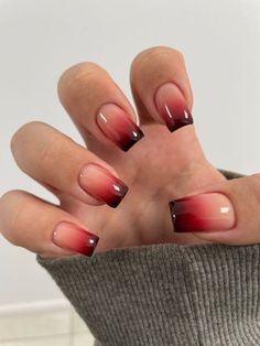 Red Gradient Nails, Fall Ombre Nails, Ambre Nails, Black Ombre Nails, Red Ombre Nails, Fall Ombre, Trends Nails, Red Gradient, Lavender Nails