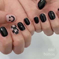 Dark Nails Inspiration, Cute Black Nails Ideas, Gel Nails Diy, Simple Acrylic Nails, Soft Nails