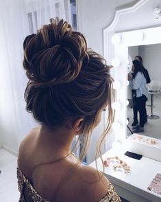 High Updo Wedding, Bridal Hairstyles With Braids, Prom 2020, Messy Updo, Peinados Recogidos, Penteado Cabelo Curto, Wedding Hairstyles Updo, Wedding Updo