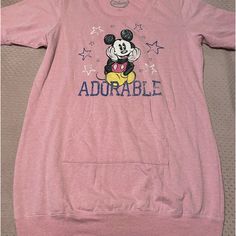 Disney Shirt Casual Pink Minnie Mouse Top, Casual Tops For Disney Trips, Relaxed Fit Tops With Character Print For Loungewear, Pink Long Sleeve Disney T-shirt, Cute Character Print Tops For Loungewear, Cute Tops With Character Print For Loungewear, Casual Long Sleeve T-shirt For Disney Trips, Cotton Character Print T-shirt For Loungewear, Casual Pink Mickey Mouse Top