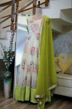 Saree Reuse, Kalamkari Dresses, Printed Anarkali, Long Gown Design, Saree Sale, Gaun Fashion, Girls Frock Design