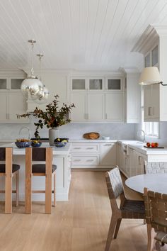 the kitchen is clean and ready to be used for dinner or breakfast time, as well as other things in the dining room