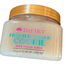 Tree Hut Frosted Sugar Cookie Shea Sugar Body Scrub. Exfoliating Good Smelling Frosted Sugar Cookie Tree Hut, Treehut Body Scrub, Body Scrub Christmas, Tree Hut Sugar Scrub, Burr Basket