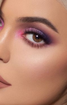 Kylie King, Makeup To Recreate, Party Eye Makeup, New Makeup Trends, Sparkle Eyeshadow, Foundation Swatches, Prom 23, Make Up Eyes