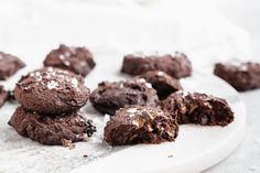 chocolate cookies with sea salt on top