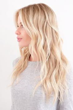 Warm Blonde Hair, Blonde Balayage Highlights, Perfect Blonde, Balayage Blonde, Warm Blonde, Blonde Hair Shades, Hair Shades