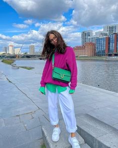 Nyc Midsize Fashion, Tomboy Dinner Outfits, Bright Button Up Shirt Outfit, Patterned Turtleneck Outfit, Fun Color Combinations Outfits, Colourful Vest Outfit, Maximalist Street Style, Color Blocking Outfits Street Style, Casual Colorful Outfits