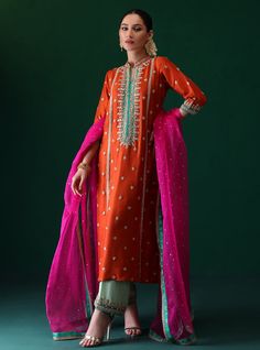 Gulnoor – Zainab Chottani South Asian Fashion, Zainab Chottani, Pink Dupatta, Maxi Dress Collection, Sleeves Designs For Dresses, Simple Pakistani Dresses, Designer Party Wear Dresses