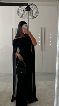 duygu4m Classy Aesthetic Dress, Birthday Dinner Outfit Modest, Elegant Dresses Classy Rich Black, Long Sleeve Fancy Dress, Modest Elegant Dress, Cute Wedding Dresses For Guest, Arab Wedding Dress Guest, Arabic Night Outfit, How To Dress For A Wedding As A Guest