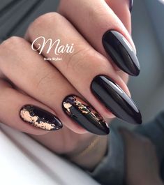 Edgy Wedding Nails, Popular Summer Nails, Simple And Cute Nails, Nails Ideas For Summer, Cute Nails Ideas, Best Summer Nails, Gold Gel Nails, Summer Nails Ideas, Goth Nails